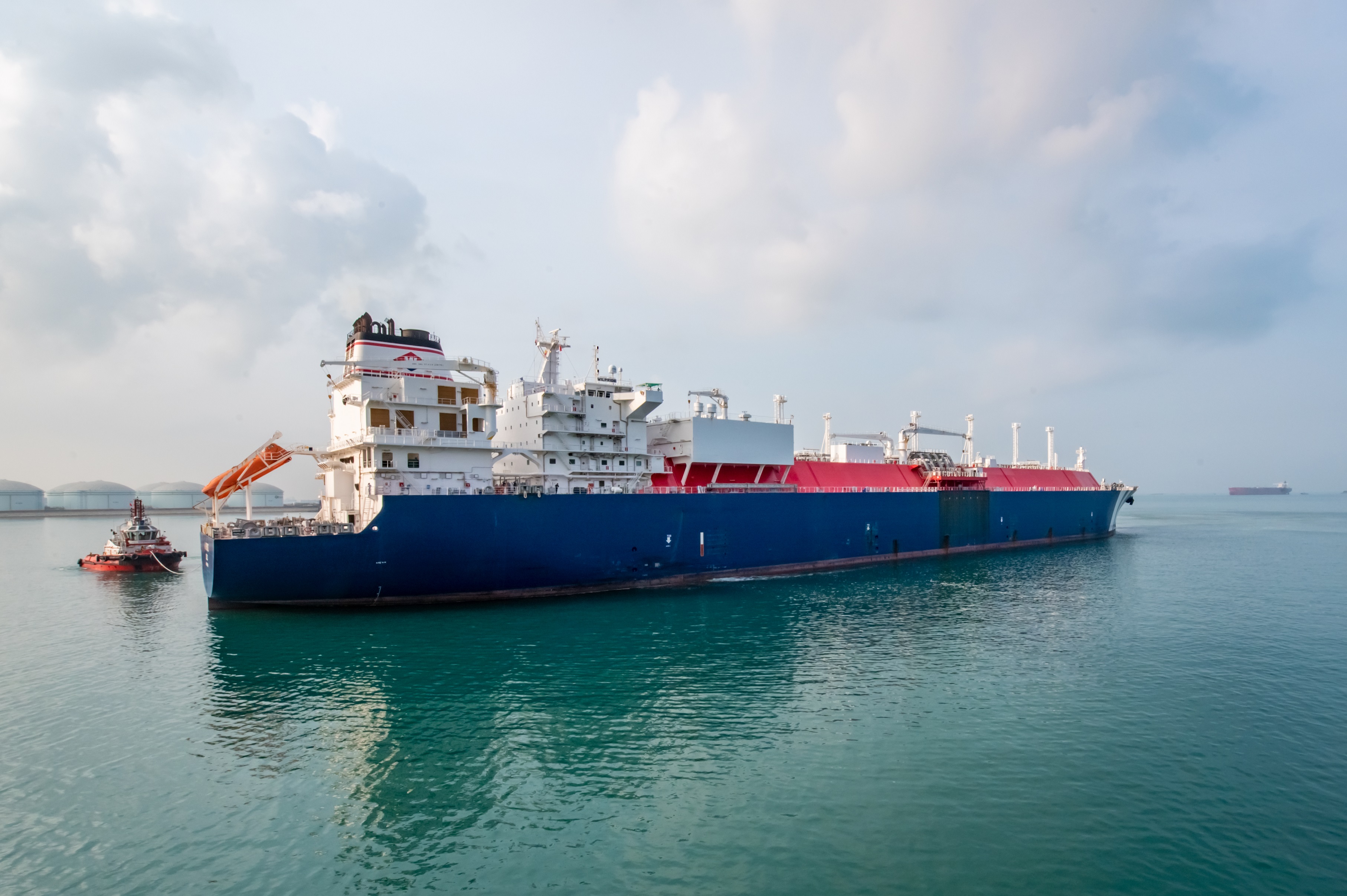 Pavilion Energy Imports Singapore's First Carbon Neutral LNG Cargo